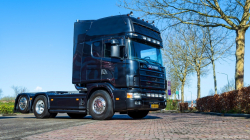 20260329-Tom-Holding-00220